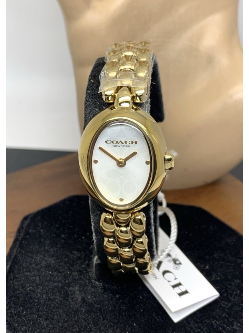 Coach Women's Watch 14504417 Sammy Quartz Oval Gold Stainless Steel 22mm